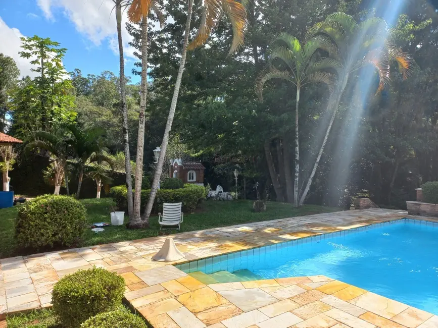 Foto 4 de Chácara com 4 quartos à venda, 2695m2 em Parque das Laranjeiras, Itatiba - SP