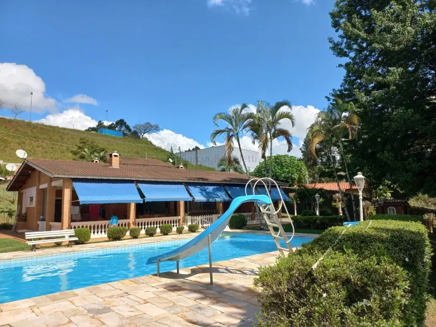 Foto 3 de Chácara com 4 quartos à venda, 2695m2 em Parque das Laranjeiras, Itatiba - SP