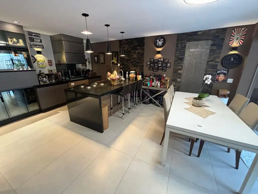 Casa de Condomínio com 3 quartos à venda, 240m2 em Jardim Ermida I, Jundiai - SP - imagem 6 Foto 6 de Casa de Condomínio com 3 quartos à venda, 240m2 em Jardim Ermida I, Jundiai - SP