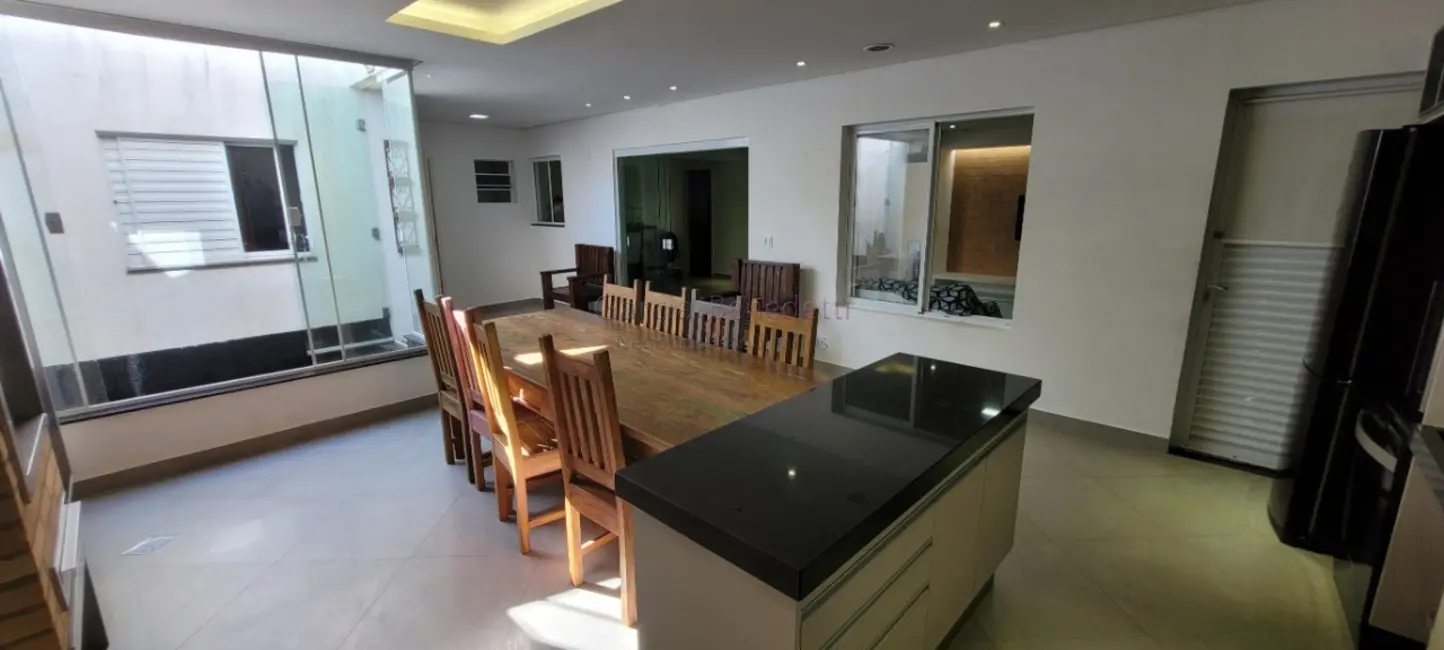 Casa de Condomínio com 5 quartos à venda, 184m2 em Jardim Ermida I, Jundiai - SP - imagem 9 Foto 9 de Casa de Condomínio com 5 quartos à venda, 184m2 em Jardim Ermida I, Jundiai - SP