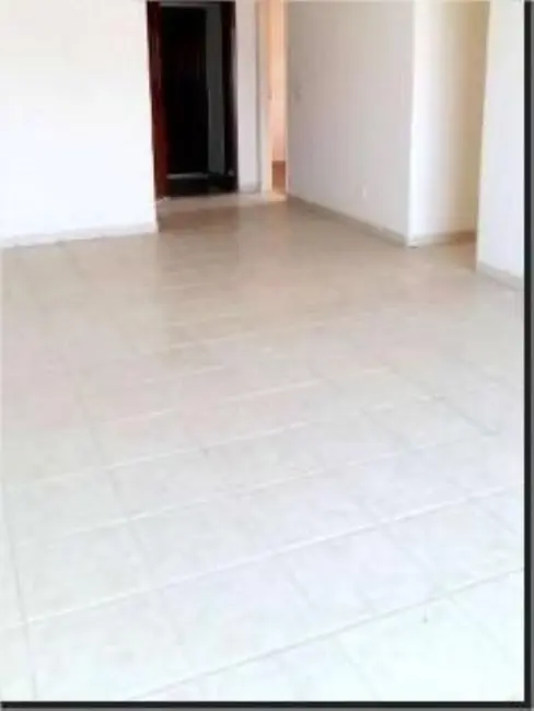 Apartamento com 2 quartos para alugar, 110m2 em Embaré, Santos - SP - imagem 5 Foto 5 de Apartamento com 2 quartos para alugar, 110m2 em Embaré, Santos - SP
