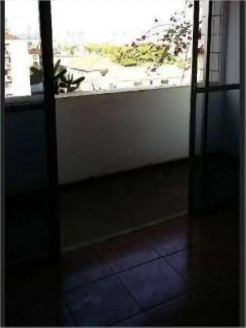 Apartamento com 2 quartos para alugar, 110m2 em Embaré, Santos - SP - imagem 3 Foto 3 de Apartamento com 2 quartos para alugar, 110m2 em Embaré, Santos - SP