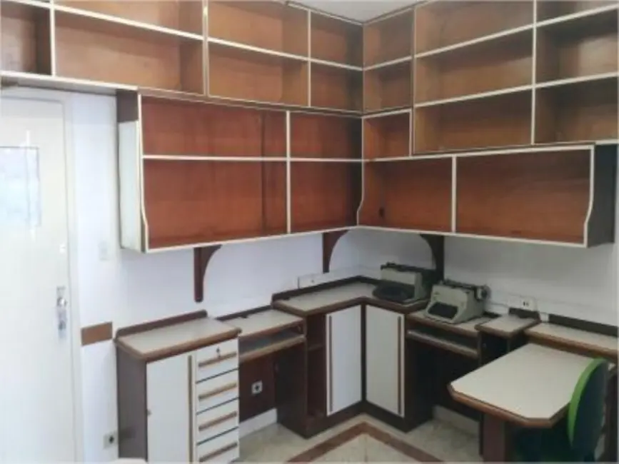 Sala Comercial para alugar, 45m2 em Centro, Santos - SP - imagem 3 Foto 3 de Sala Comercial para alugar, 45m2 em Centro, Santos - SP