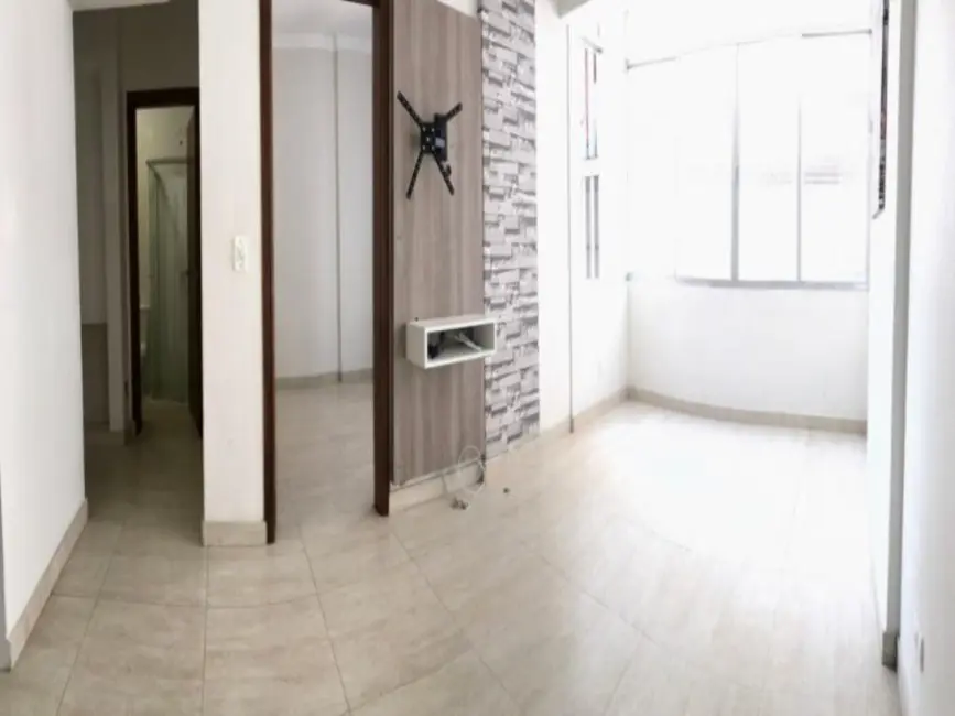 Apartamento com 1 quarto à venda, 40m2 em Gonzaga, Santos - SP - imagem 5 Foto 5 de Apartamento com 1 quarto à venda, 40m2 em Gonzaga, Santos - SP