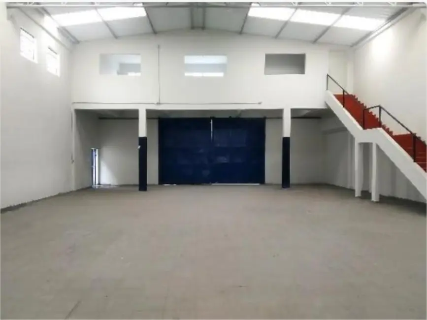 Armazém / Galpão para alugar, 376m2 em Macuco, Santos - SP - imagem 3 Foto 3 de Armazém / Galpão para alugar, 376m2 em Macuco, Santos - SP