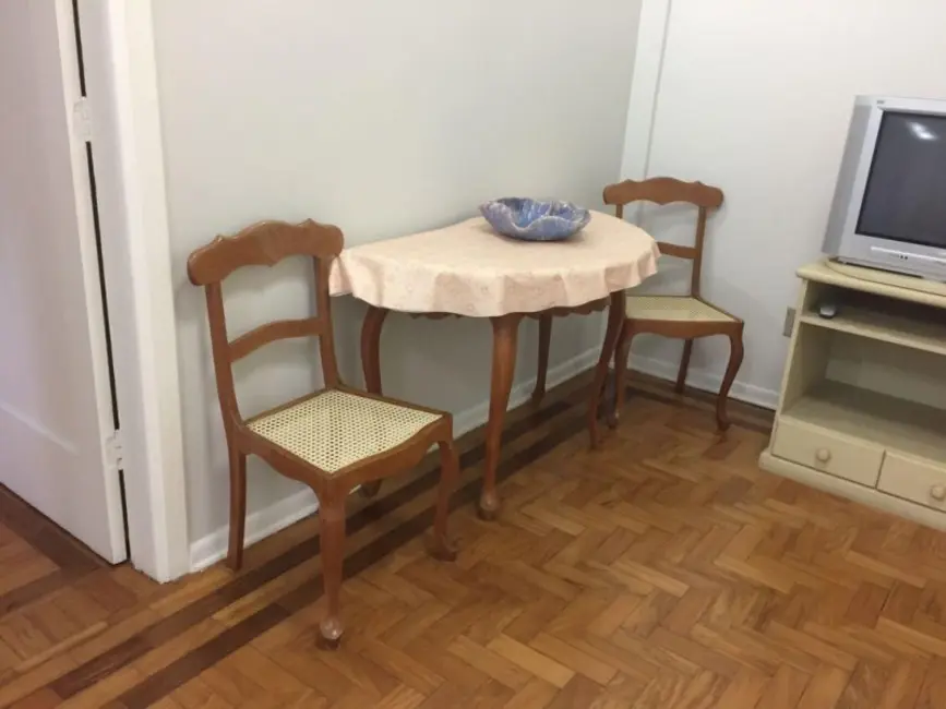 Apartamento com 2 quartos para alugar, 100m2 em Boqueirão, Santos - SP - imagem 4 Foto 4 de Apartamento com 2 quartos para alugar, 100m2 em Boqueirão, Santos - SP