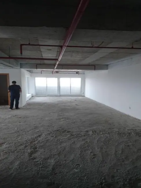 Sala Comercial para alugar, 150m2 em Centro, Santos - SP - imagem 6 Foto 6 de Sala Comercial para alugar, 150m2 em Centro, Santos - SP