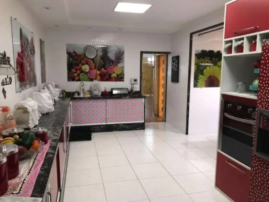 Foto 6 de Sobrado com 4 quartos à venda, 360m2 em Marapé, Santos - SP