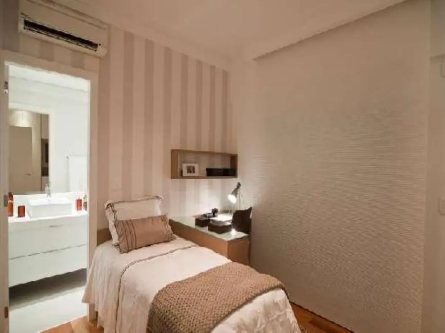 Apartamento com 4 quartos à venda, 400m2 em Gonzaga, Santos - SP - imagem 8 Foto 8 de Apartamento com 4 quartos à venda, 400m2 em Gonzaga, Santos - SP