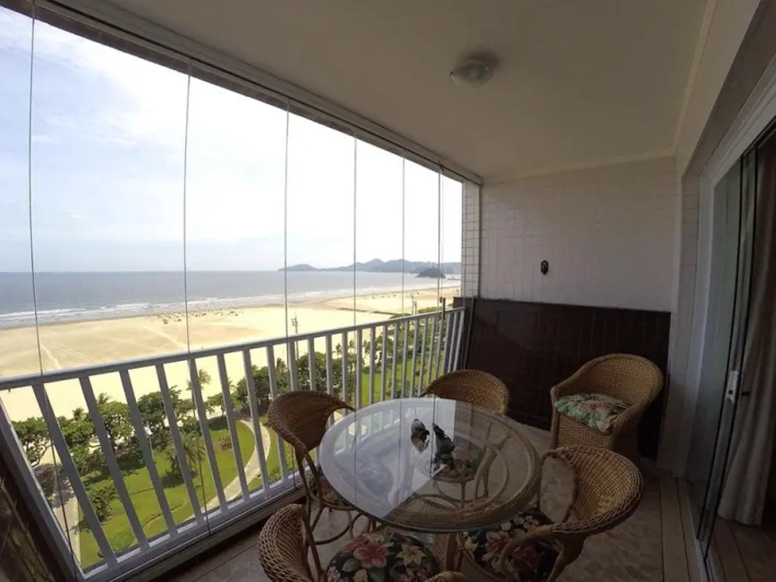 Apartamento com 3 quartos à venda, 161m2 em Gonzaga, Santos - SP - imagem 5 Foto 5 de Apartamento com 3 quartos à venda, 161m2 em Gonzaga, Santos - SP