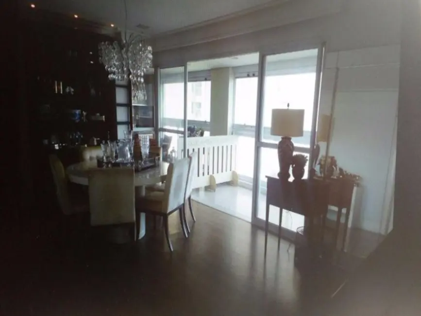 Apartamento com 3 quartos à venda, 189m2 em Ponta da Praia, Santos - SP - imagem 5 Foto 5 de Apartamento com 3 quartos à venda, 189m2 em Ponta da Praia, Santos - SP