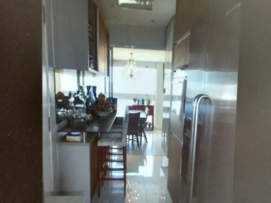 Apartamento com 3 quartos à venda, 189m2 em Ponta da Praia, Santos - SP - imagem 9 Foto 9 de Apartamento com 3 quartos à venda, 189m2 em Ponta da Praia, Santos - SP