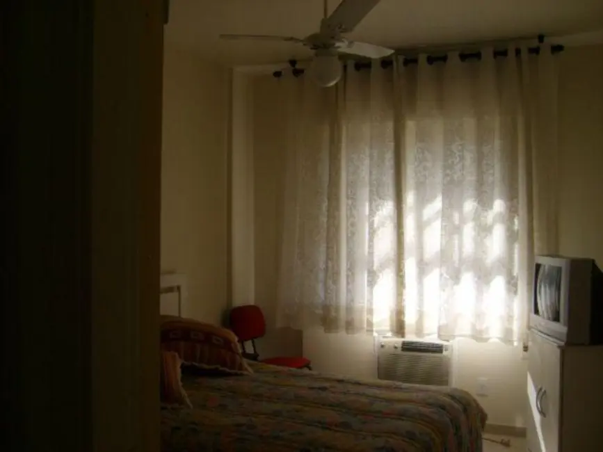 Apartamento com 2 quartos à venda, 70m2 em Gonzaga, Santos - SP - imagem 6 Foto 6 de Apartamento com 2 quartos à venda, 70m2 em Gonzaga, Santos - SP