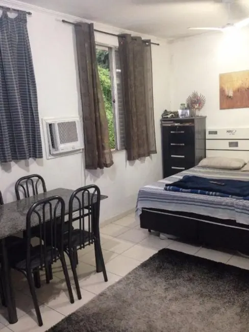 Foto 5 de Kitnet à venda, 33m2 em Itararé, Sao Vicente - SP