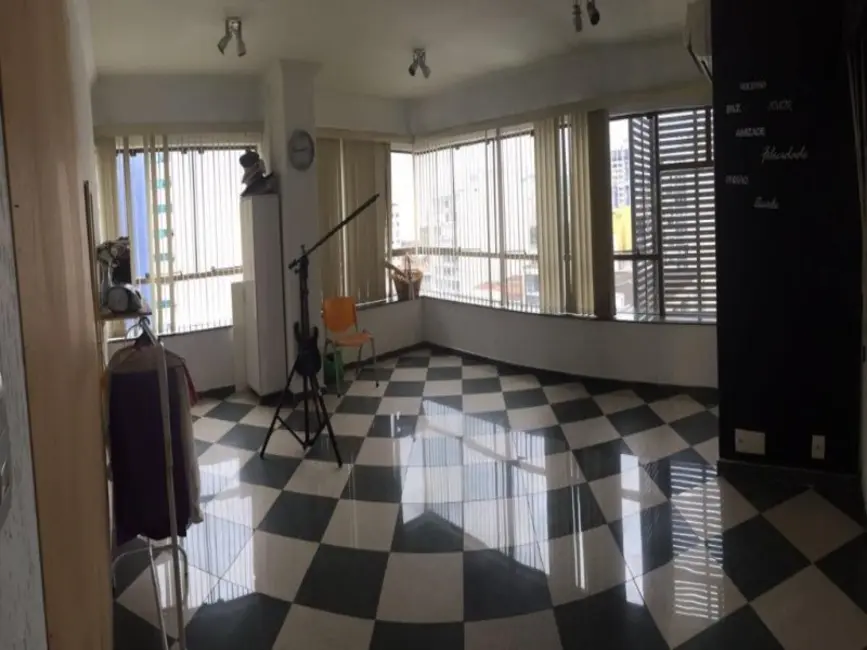 Sala Comercial à venda e para alugar, 84m2 em Centro, Santos - SP - imagem 6 Foto 6 de Sala Comercial à venda e para alugar, 84m2 em Centro, Santos - SP