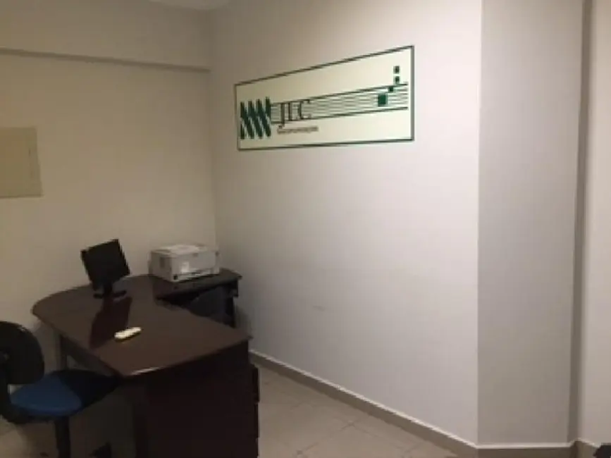 Sala Comercial à venda e para alugar, 70m2 em Embaré, Santos - SP - imagem 6 Foto 6 de Sala Comercial à venda e para alugar, 70m2 em Embaré, Santos - SP