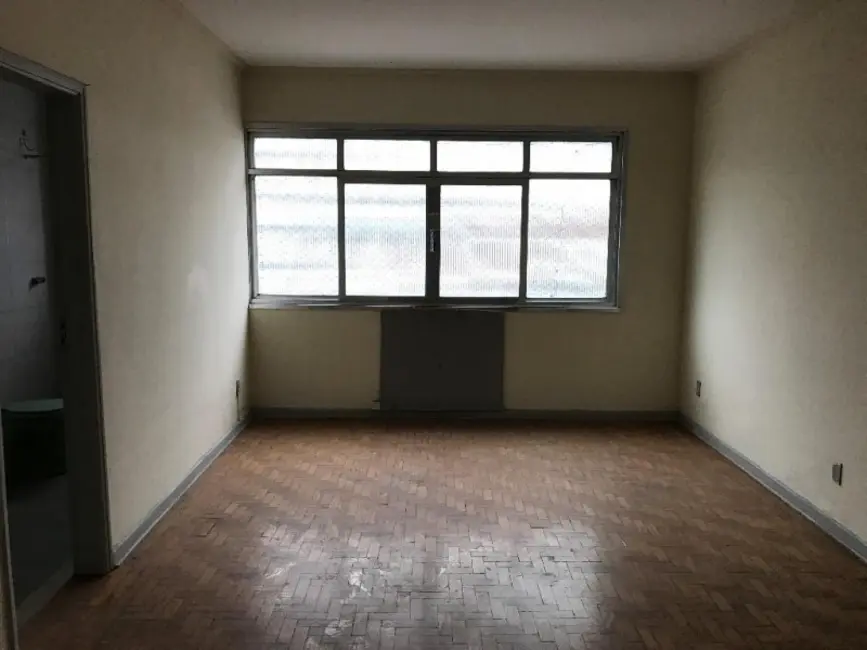 Sala Comercial para alugar, 43m2 em Centro, Santos - SP - imagem 2 Foto 2 de Sala Comercial para alugar, 43m2 em Centro, Santos - SP