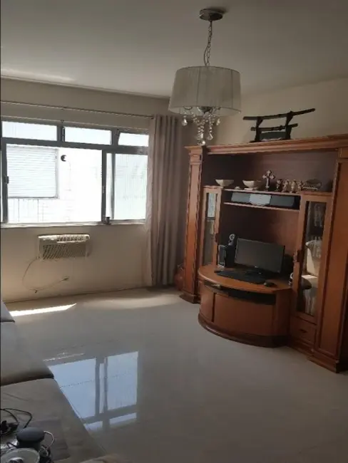 Apartamento com 2 quartos à venda, 116m2 em Embaré, Santos - SP - imagem 6 Foto 6 de Apartamento com 2 quartos à venda, 116m2 em Embaré, Santos - SP