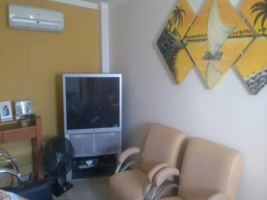 Foto 2 de Casa com 3 quartos à venda, 110m2 em Macuco, Santos - SP