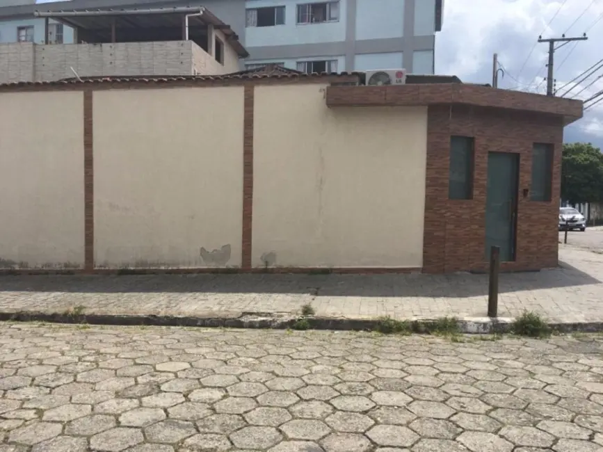 Foto 2 de Casa com 2 quartos à venda, 144m2 em Centro, Sao Vicente - SP