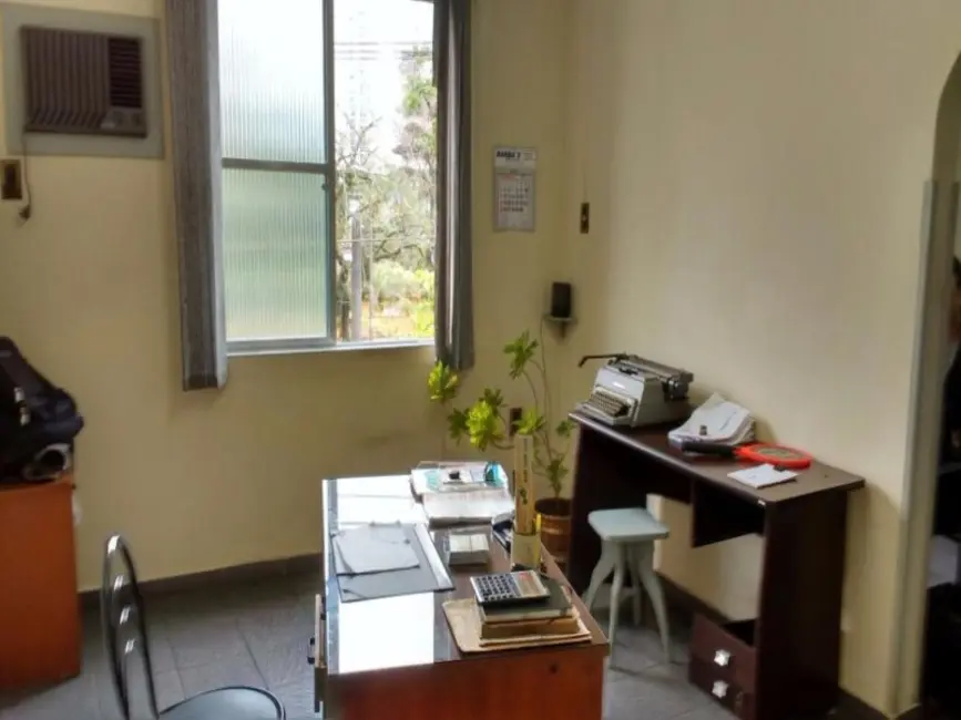 Foto 9 de Sala Comercial à venda, 100m2 em Ponta da Praia, Santos - SP