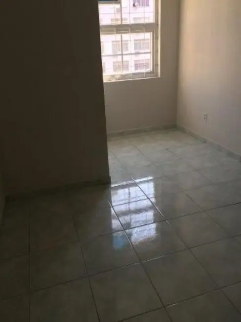 Sala Comercial para alugar, 35m2 em Centro, Santos - SP - imagem 5 Foto 5 de Sala Comercial para alugar, 35m2 em Centro, Santos - SP
