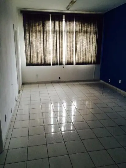 Sala Comercial para alugar, 70m2 em Centro, Santos - SP - imagem 2 Foto 2 de Sala Comercial para alugar, 70m2 em Centro, Santos - SP