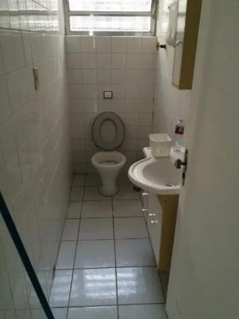 Sala Comercial para alugar, 70m2 em Centro, Santos - SP - imagem 6 Foto 6 de Sala Comercial para alugar, 70m2 em Centro, Santos - SP