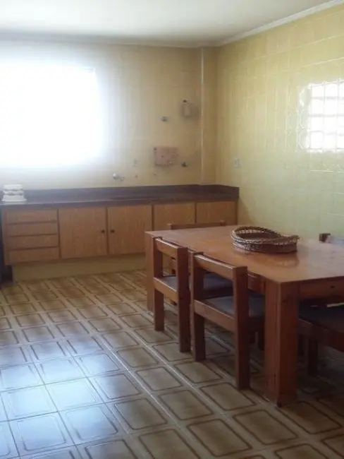 Apartamento com 3 quartos à venda, 204m2 em Gonzaga, Santos - SP - imagem 2 Foto 2 de Apartamento com 3 quartos à venda, 204m2 em Gonzaga, Santos - SP