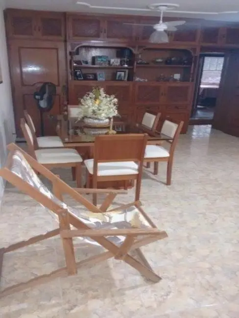 Foto 4 de Apartamento com 3 quartos à venda, 180m2 em Gonzaga, Santos - SP