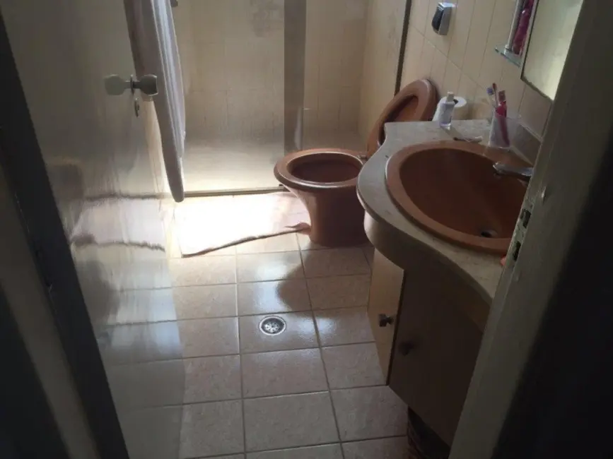 Apartamento com 2 quartos para alugar, 120m2 em Gonzaga, Santos - SP - imagem 3 Foto 3 de Apartamento com 2 quartos para alugar, 120m2 em Gonzaga, Santos - SP