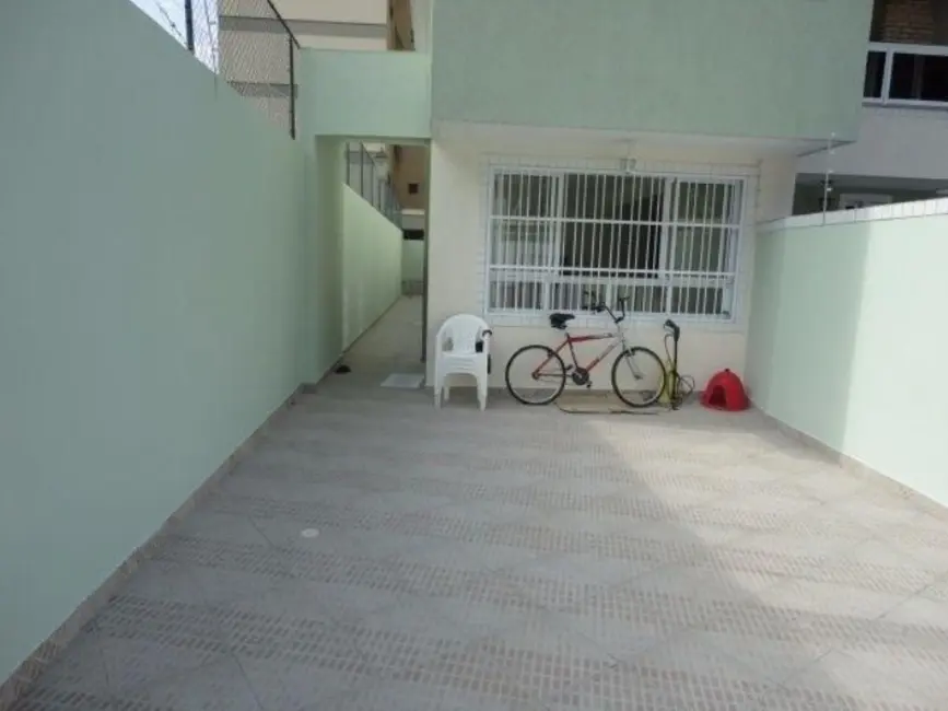Sobrado com 3 quartos à venda, 132m2 em Marapé, Santos - SP - imagem 5 Foto 5 de Sobrado com 3 quartos à venda, 132m2 em Marapé, Santos - SP