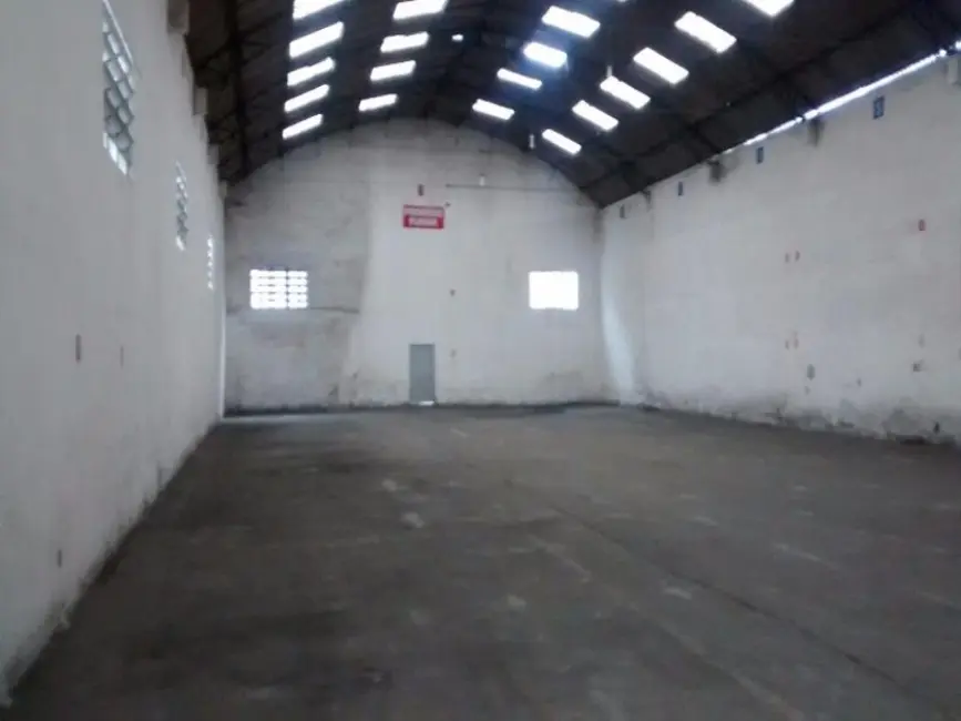 Armazém / Galpão para alugar, 2200m2 em Macuco, Santos - SP - imagem 5 Foto 5 de Armazém / Galpão para alugar, 2200m2 em Macuco, Santos - SP