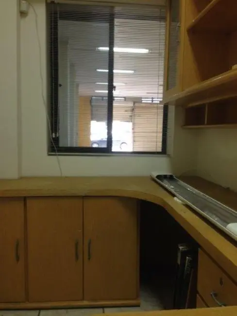 Sala Comercial para alugar, 144m2 em Santos - SP - imagem 6 Foto 6 de Sala Comercial para alugar, 144m2 em Santos - SP