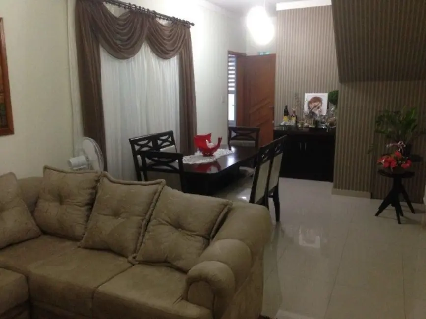 Foto 4 de Casa com 3 quartos à venda, 92m2 em Vila Belmiro, Santos - SP