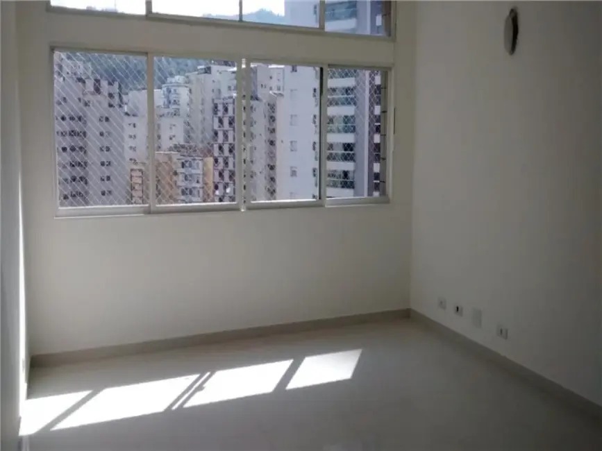 Apartamento com 2 quartos para alugar, 110m2 em José Menino, Santos - SP - imagem 5 Foto 5 de Apartamento com 2 quartos para alugar, 110m2 em José Menino, Santos - SP