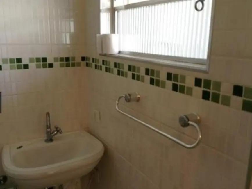 Apartamento com 2 quartos para alugar, 97m2 em Pompéia, Santos - SP - imagem 6 Foto 6 de Apartamento com 2 quartos para alugar, 97m2 em Pompéia, Santos - SP