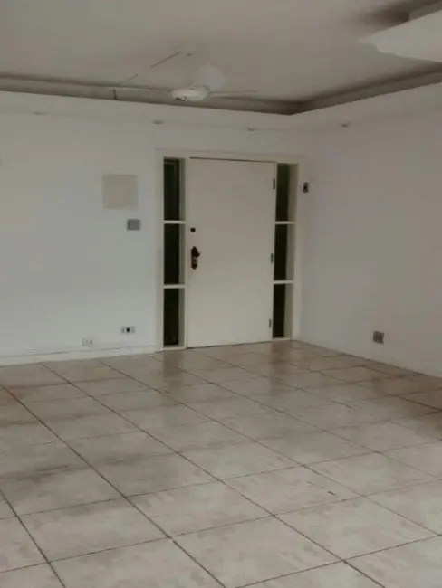 Sala Comercial para alugar, 56m2 em Centro, Santos - SP - imagem 5 Foto 5 de Sala Comercial para alugar, 56m2 em Centro, Santos - SP