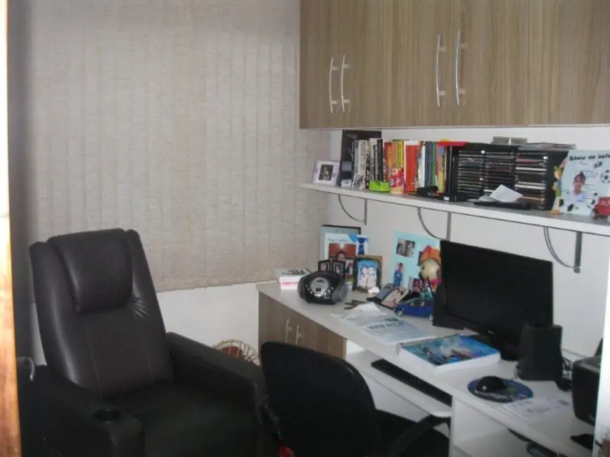 Foto 5 de Apartamento com 4 quartos à venda, 110m2 em Sao Vicente - SP