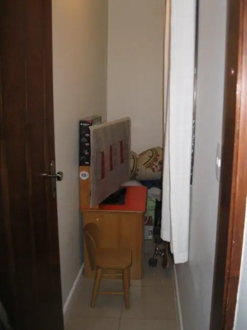 Foto 9 de Apartamento com 4 quartos à venda, 110m2 em Sao Vicente - SP