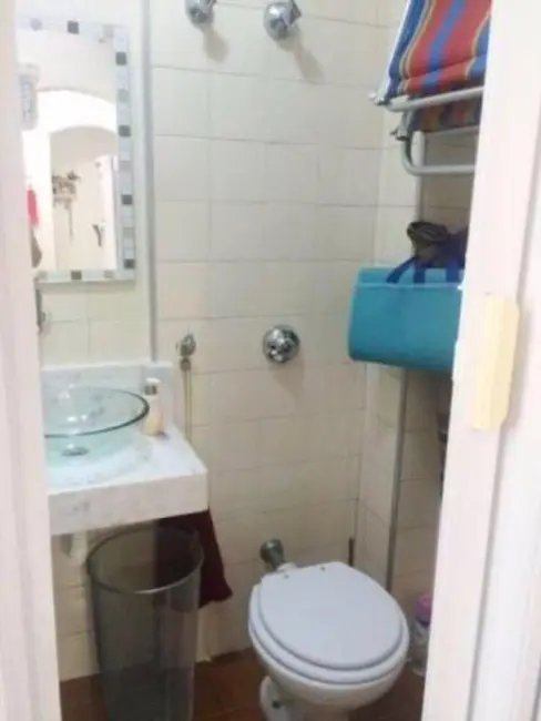 Foto 8 de Apartamento com 1 quarto para alugar, 55m2 em Embaré, Santos - SP