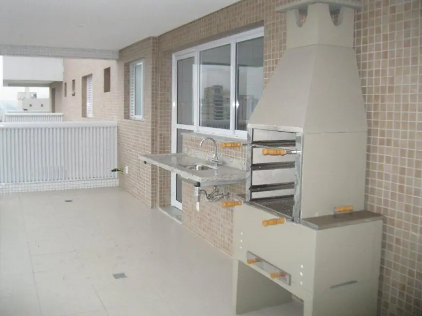 Foto 9 de Apartamento com 3 quartos à venda, 207m2 em Gonzaga,  - SP