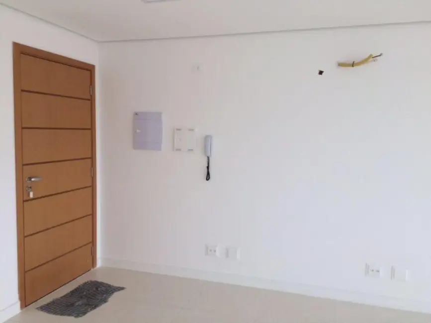 Sala Comercial à venda e para alugar, 60m2 em Centro, Santos - SP - imagem 4 Foto 4 de Sala Comercial à venda e para alugar, 60m2 em Centro, Santos - SP