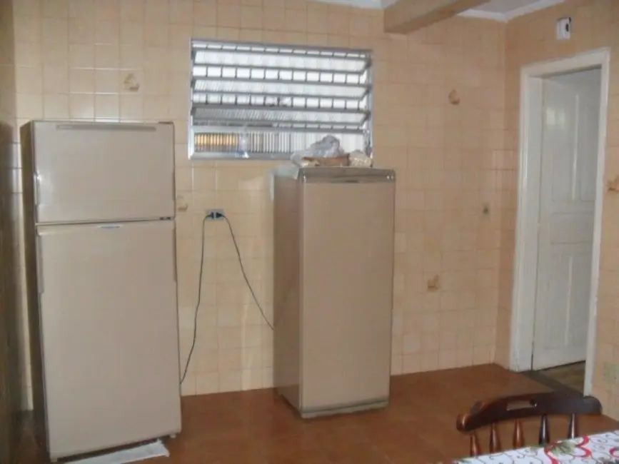 Casa com 3 quartos à venda e para alugar, 154m2 em Embaré, Santos - SP - imagem 9 Foto 9 de Casa com 3 quartos à venda e para alugar, 154m2 em Embaré, Santos - SP