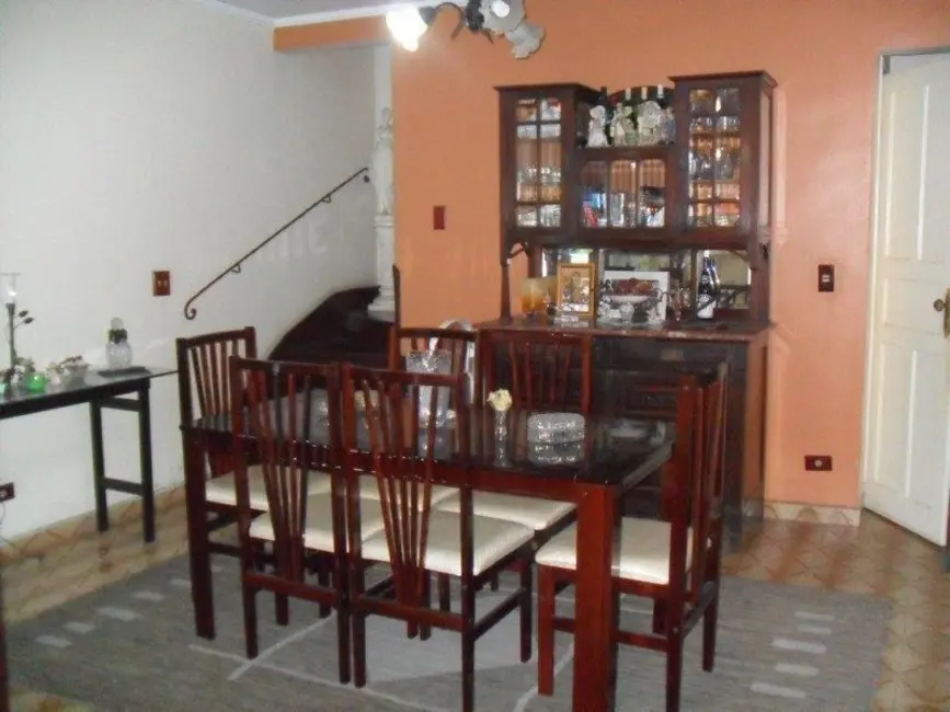 Casa com 3 quartos à venda e para alugar, 154m2 em Embaré, Santos - SP - imagem 5 Foto 5 de Casa com 3 quartos à venda e para alugar, 154m2 em Embaré, Santos - SP