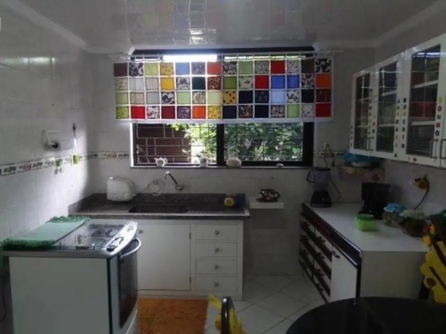 Foto 9 de Sobrado com 3 quartos à venda, 180m2 em Boqueirão, Santos - SP
