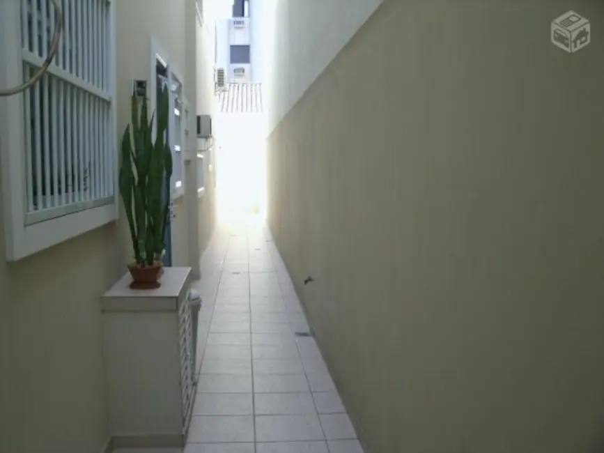 Foto 2 de Casa com 3 quartos à venda, 147m2 em Embaré, Santos - SP