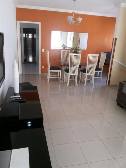 Foto 1 de Casa com 3 quartos à venda, 130m2 em Macuco, Santos - SP