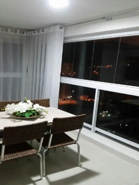 Foto 2 de Apartamento com 2 quartos à venda, 77m2 em José Menino, Santos - SP
