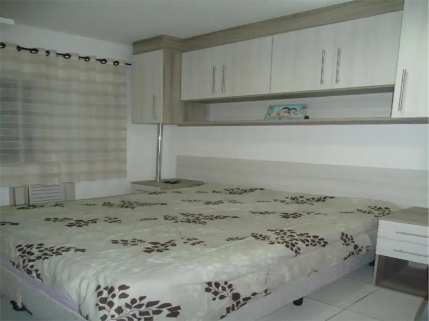 Foto 8 de Apartamento com 2 quartos à venda, 85m2 em Encruzilhada, Santos - SP